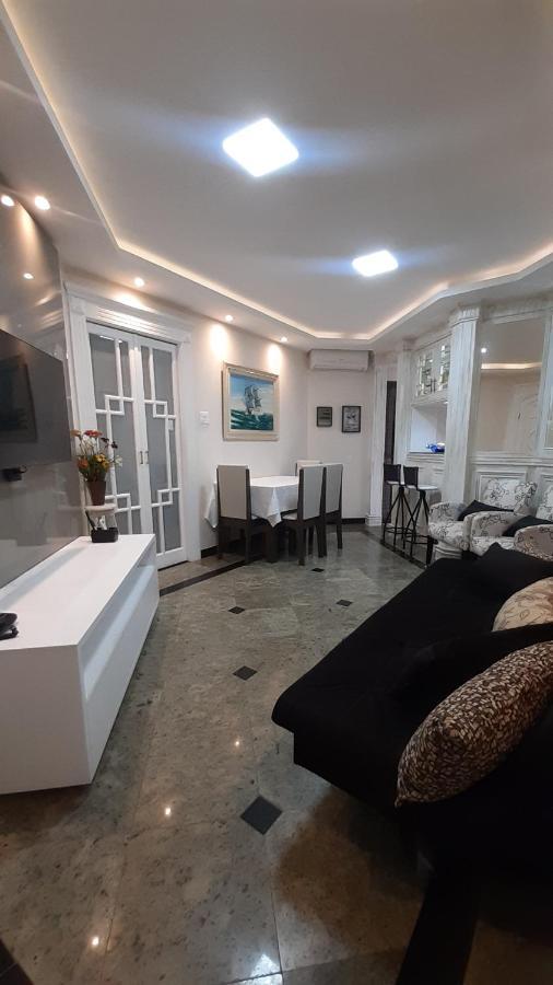 Lindo Flat No Edificio Cosmopolitan, Com Garagem E Piscina Apartment Santos  Exterior photo