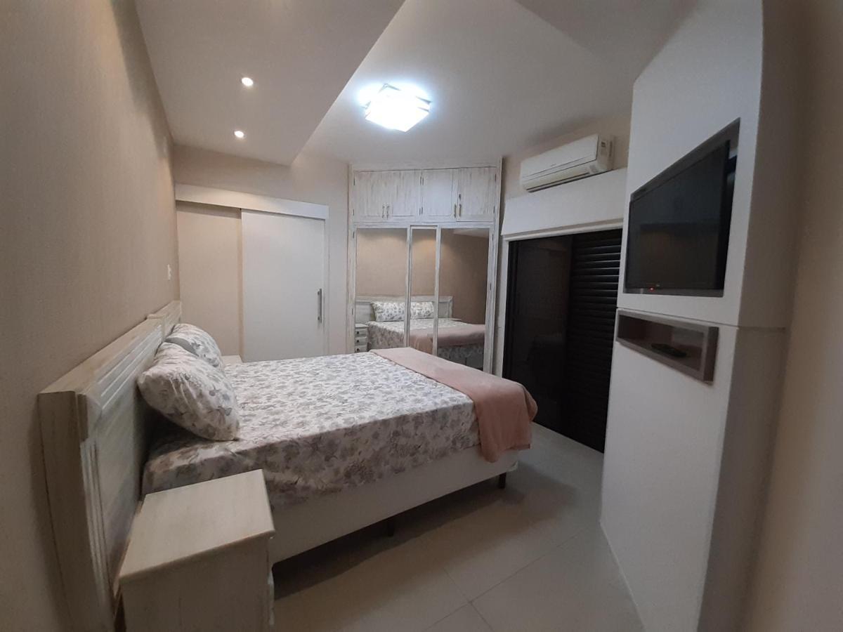 Lindo Flat No Edificio Cosmopolitan, Com Garagem E Piscina Apartment Santos  Exterior photo